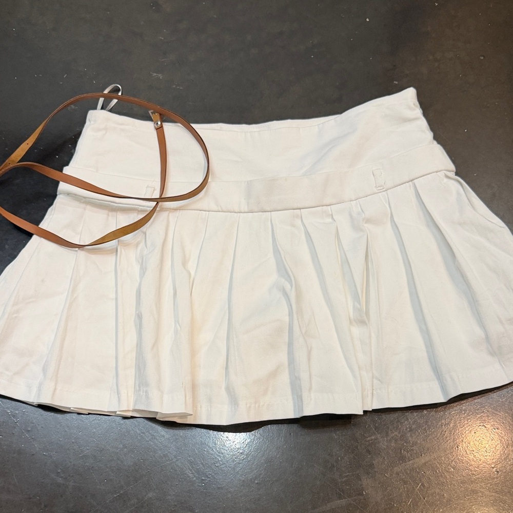 Zara White Skort w/ brown belt NWOT